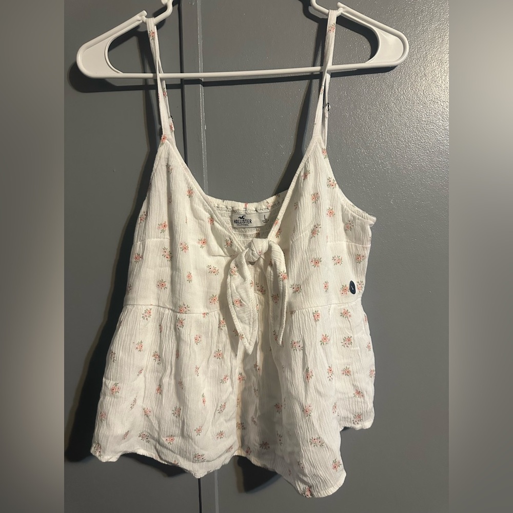 Hollister White Top Large